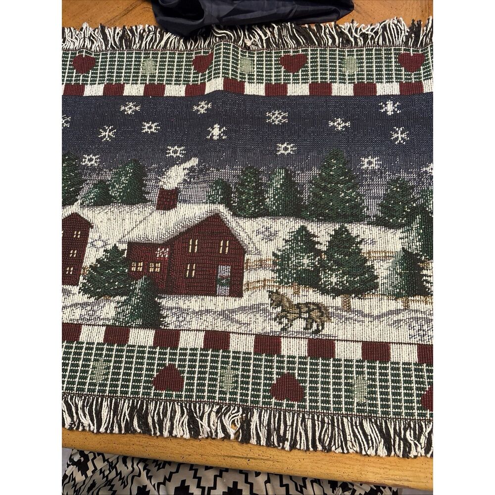 VTG Tapestry Christmas‎ Village Rug Table Runner 36x18 - Picture 2 of 3